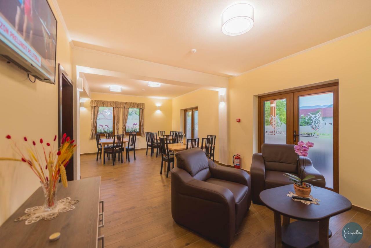 プライド Farkas Panzio Bed & Breakfast エクステリア 写真