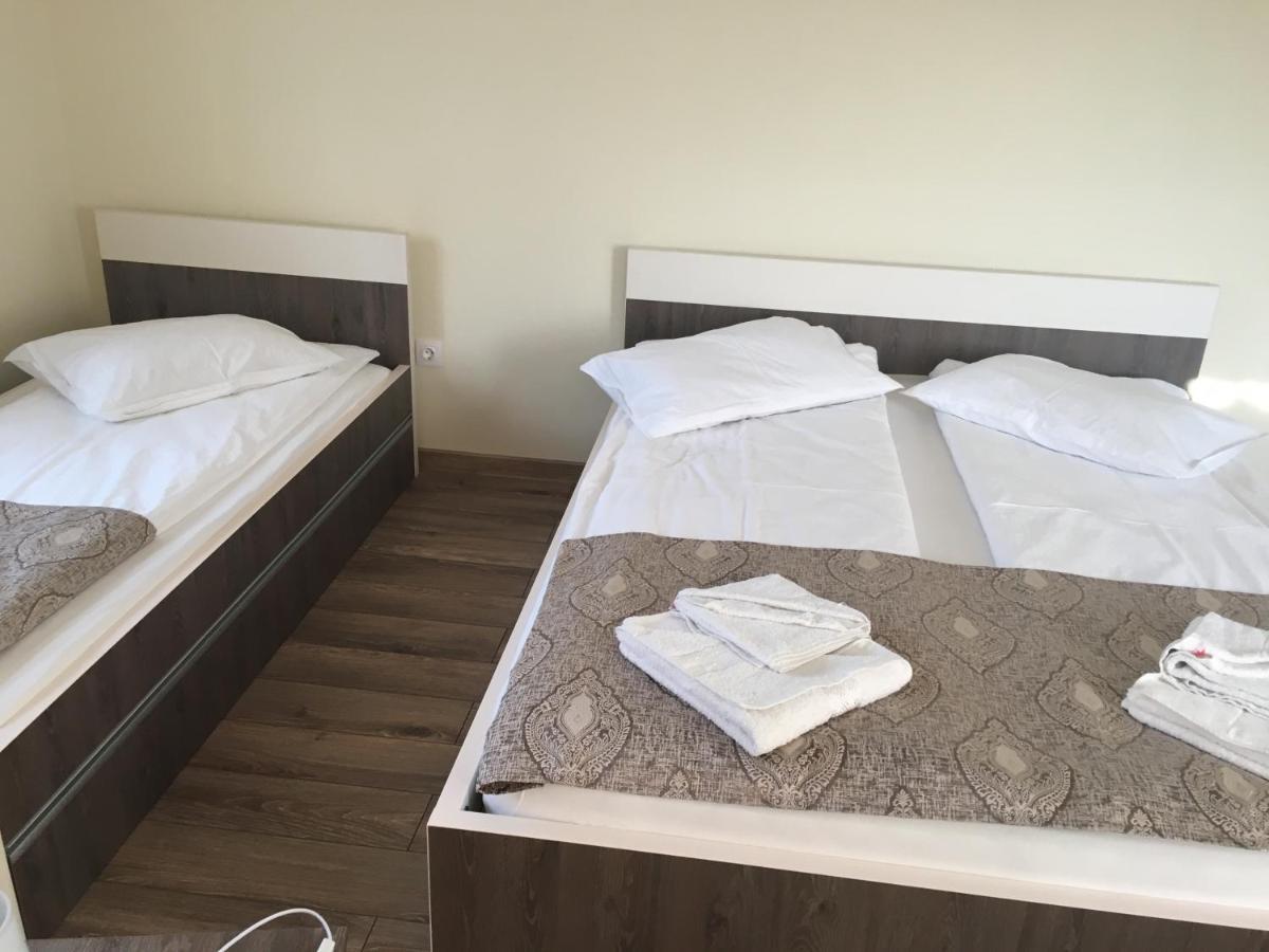プライド Farkas Panzio Bed & Breakfast エクステリア 写真